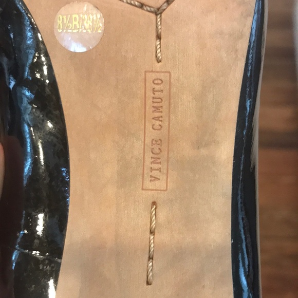 Vince Camuto Heels - Picture 5 of 6